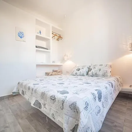 Magnifica Mikri Vigla